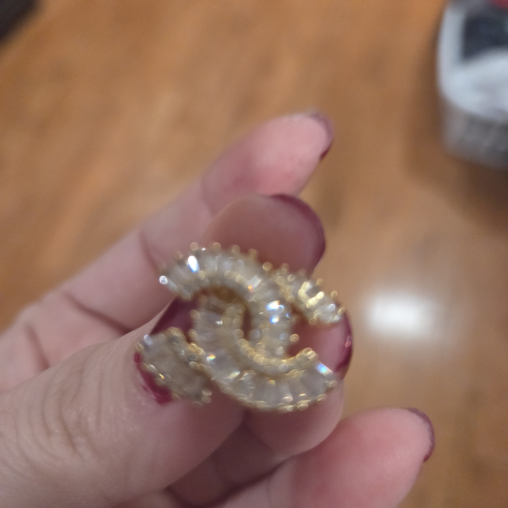 Elegant Gold and Silver Women's Jewelry